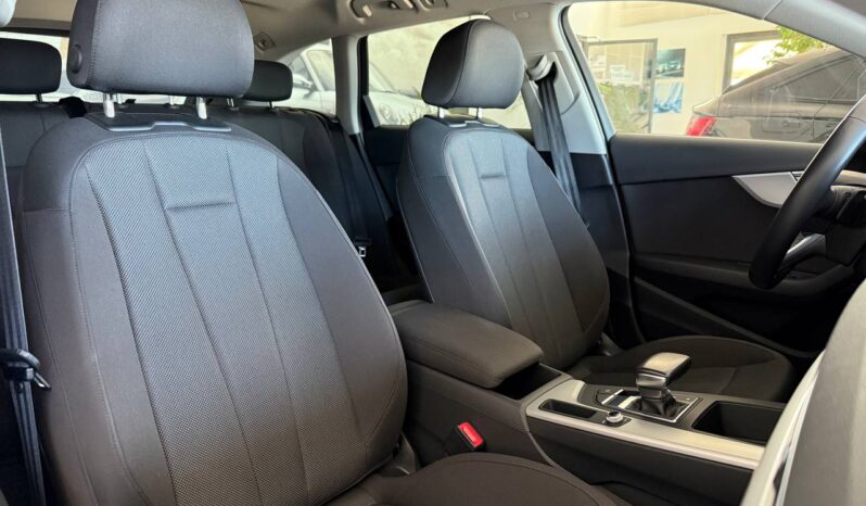 
								AUDI A4 AVANT 2.0 35 TDI BUSINESS S TRONIC mild hybrid full									