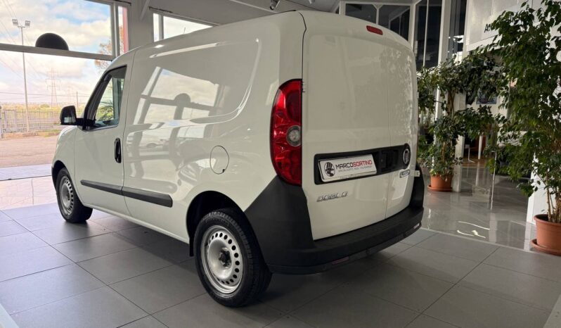 
								FIAT DOBLO CARGO BUSINESS 1.6 MJET 120CV full									