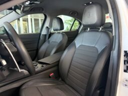 
										Alfa Romeo Giulia 2.2 Turbodiesel 180 CV AT8 AWD Q4 Veloce full									