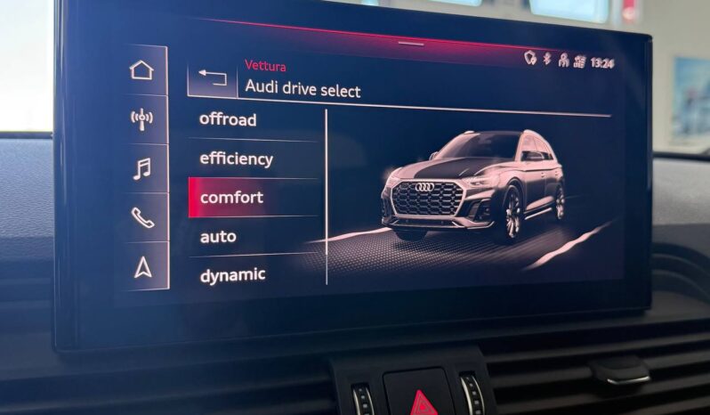 
								Audi Q5 40 TDI 204 CV quattro S tronic line full									