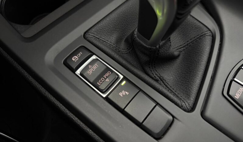 
								BMW X1 SDRIVE 20D BUSINESS ADVANTAGE full									