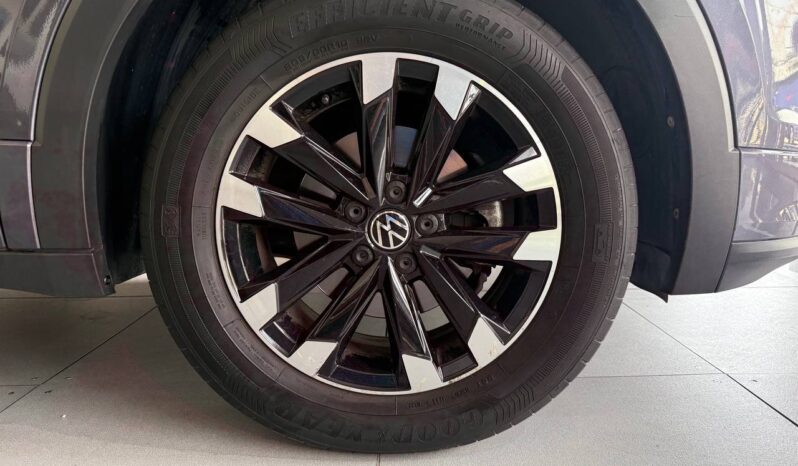 
								Volkswagen T-Cross 1.0 TSI R-line full									