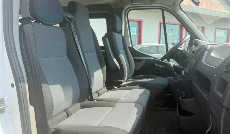 
								Nissan NV400 35 2.3 dCi 125CV 9 POSTI + Gangio Traino full									