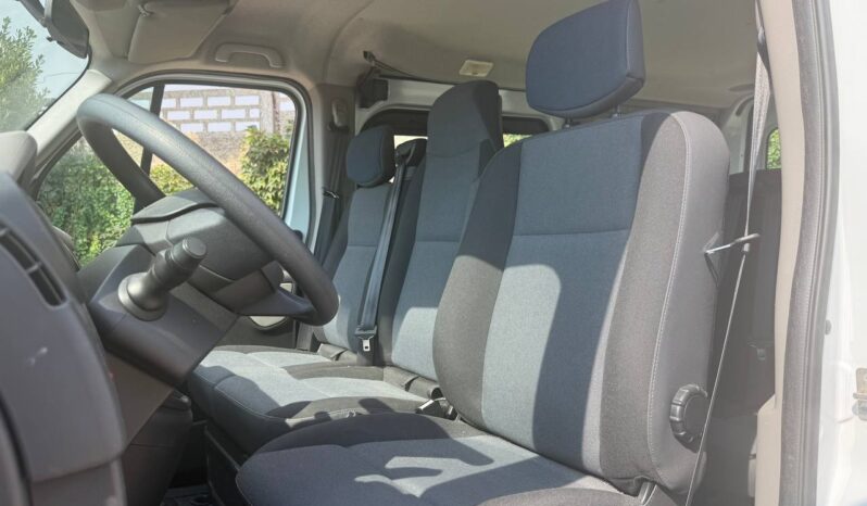 
								Nissan NV400 35 2.3 dCi 125CV 9 POSTI + Gangio Traino full									
