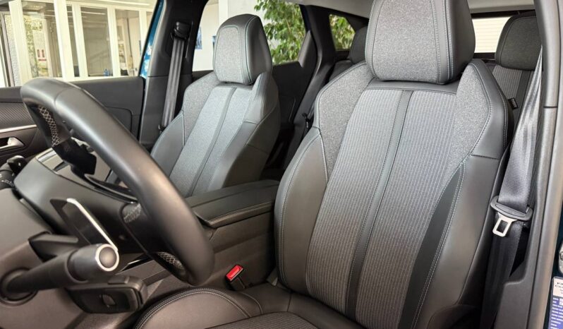 
								PEUGEOT 3008 BLUEHDI 130cv EAT8 S&S ALLURE full									
