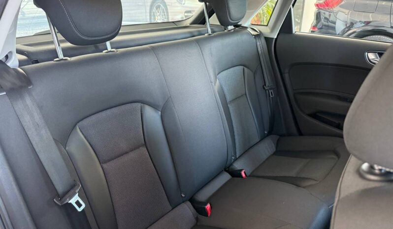 
								A1 Sportback 1.6 TDI Ambition 105cv full									