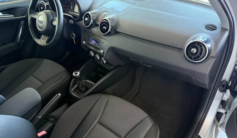
								A1 Sportback 1.6 TDI Ambition 105cv full									
