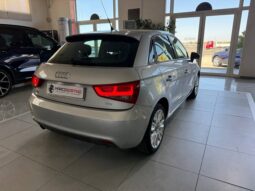 
										A1 Sportback 1.6 TDI Ambition 105cv full									