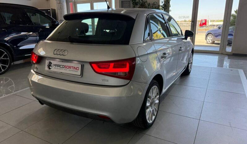 
								A1 Sportback 1.6 TDI Ambition 105cv full									