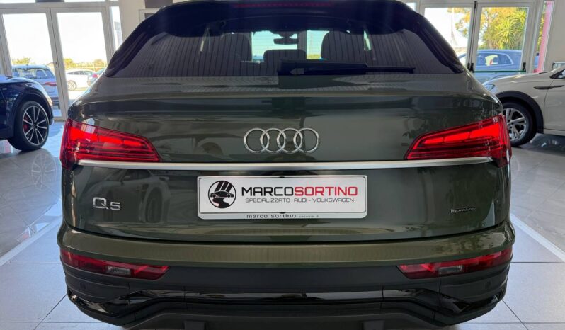 
								Audi Q5 Sportback 40 TDI Mhve Business Advanced Quattro S-tronic full									