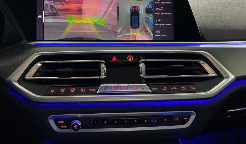 
								BMW X5 X-Drive 3.0 D 265CV 48V MHEV + TETTO PANORAMICO ED APRIBILE full									
