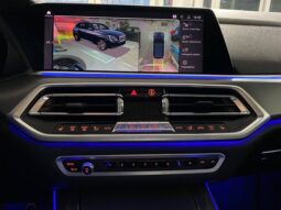 
										BMW X5 X-Drive 3.0 D 265CV 48V MHEV + TETTO PANORAMICO ED APRIBILE full									