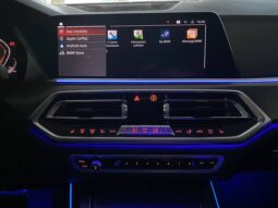 
										BMW X5 X-Drive 3.0 D 265CV 48V MHEV + TETTO PANORAMICO ED APRIBILE full									