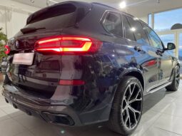 
										BMW X5 X-Drive 3.0 D 265CV 48V MHEV + TETTO PANORAMICO ED APRIBILE full									